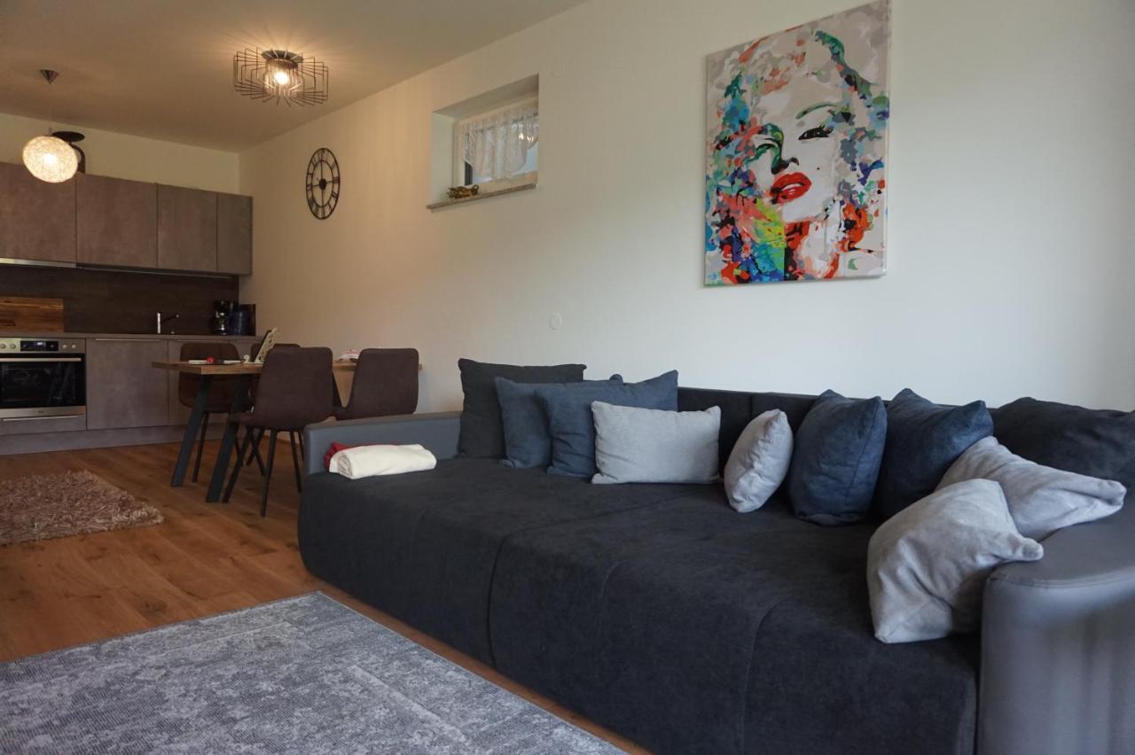 Ferienwohnung Karasek Deluxe Sattendorf Luaran gambar