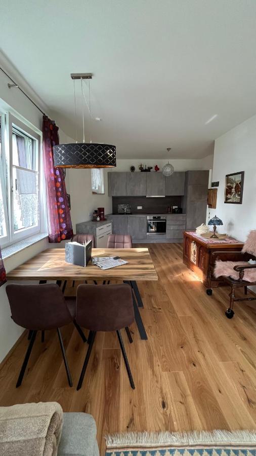 Ferienwohnung Karasek Deluxe Sattendorf Luaran gambar